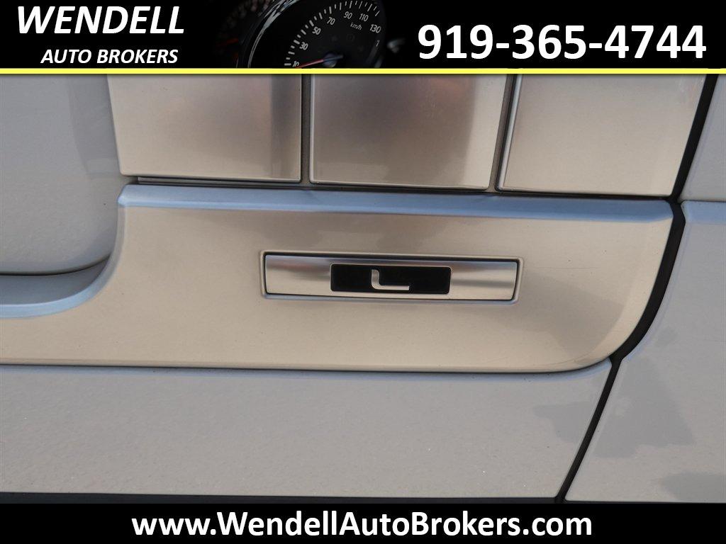 2017 Land Rover Range Rover - $19,985