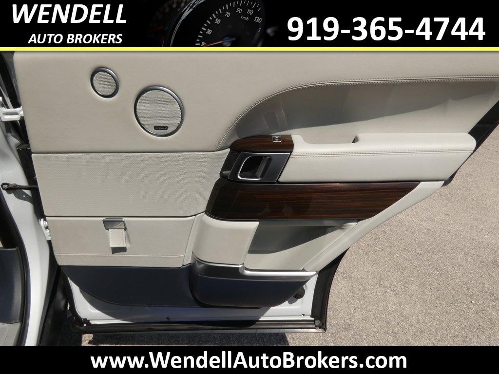 2017 Land Rover Range Rover - $19,985
