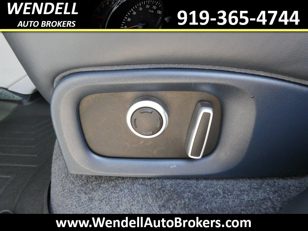2017 Land Rover Range Rover - $19,985