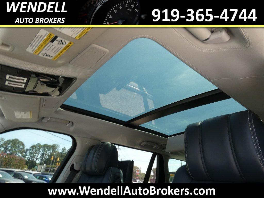 2017 Land Rover Range Rover - $19,985
