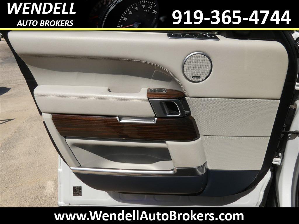 2017 Land Rover Range Rover - $19,985