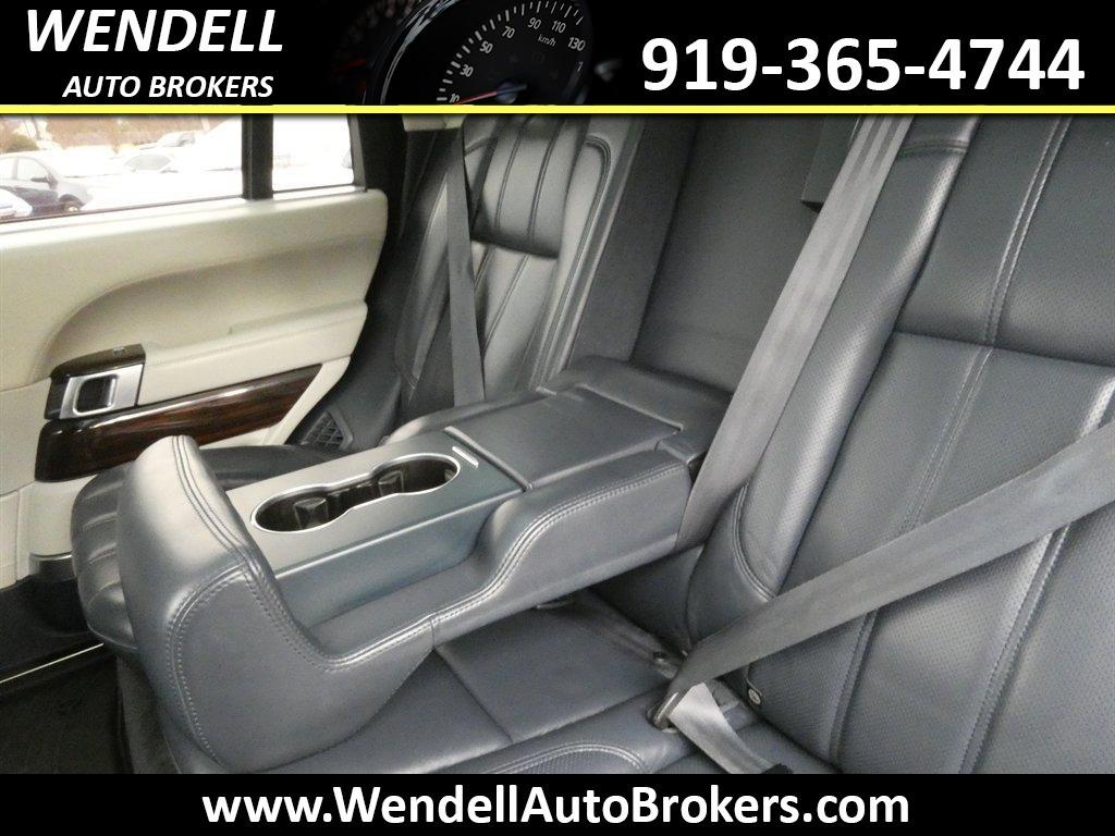 2017 Land Rover Range Rover - $19,985