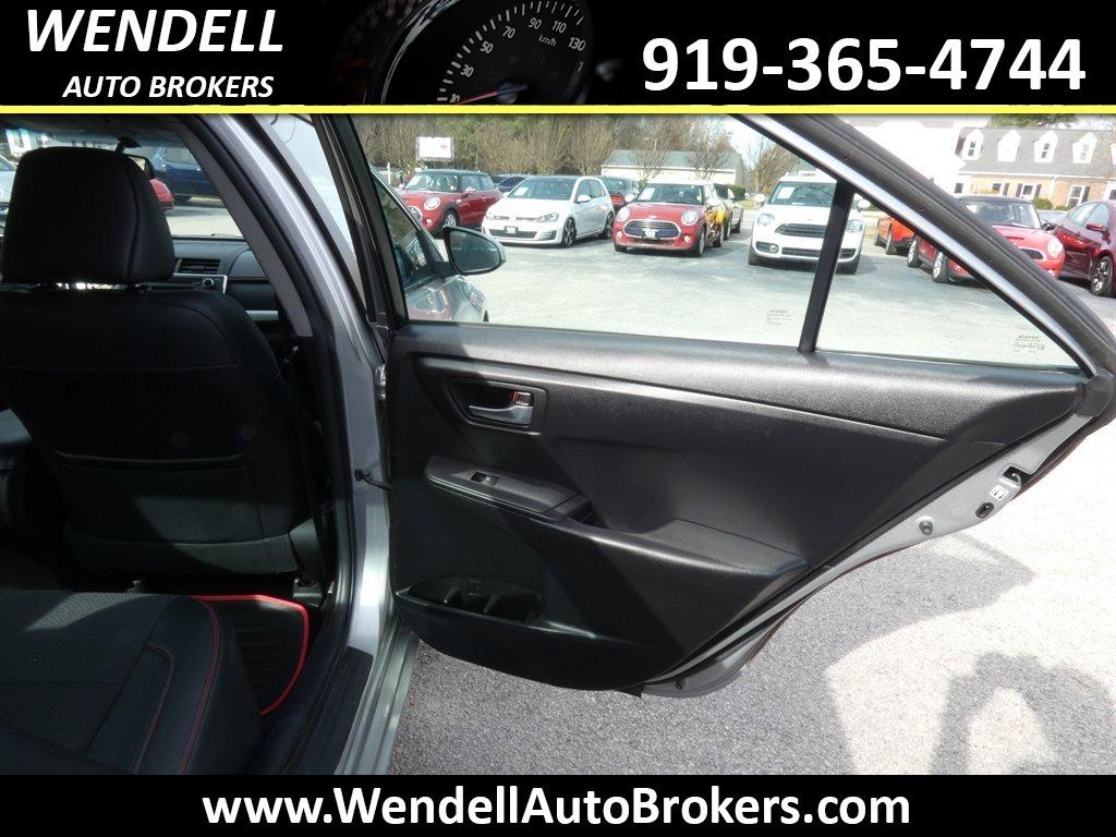 2016 Toyota Camry - $15,998