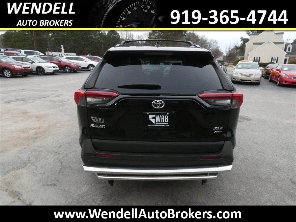 2020 Toyota RAV4 - $26,498