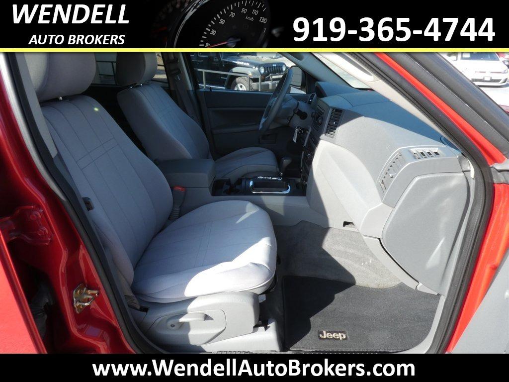 2005 Jeep Cherokee - $7,995