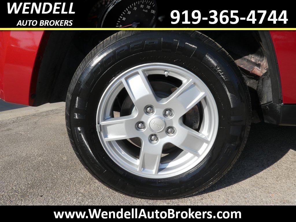 2005 Jeep Cherokee - $7,995