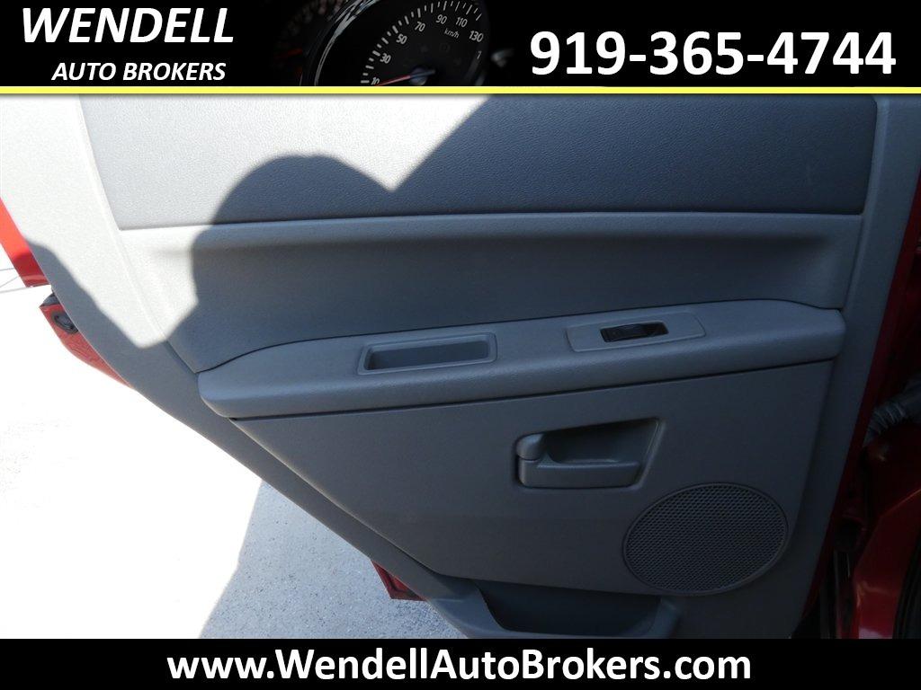 2005 Jeep Cherokee - $7,995