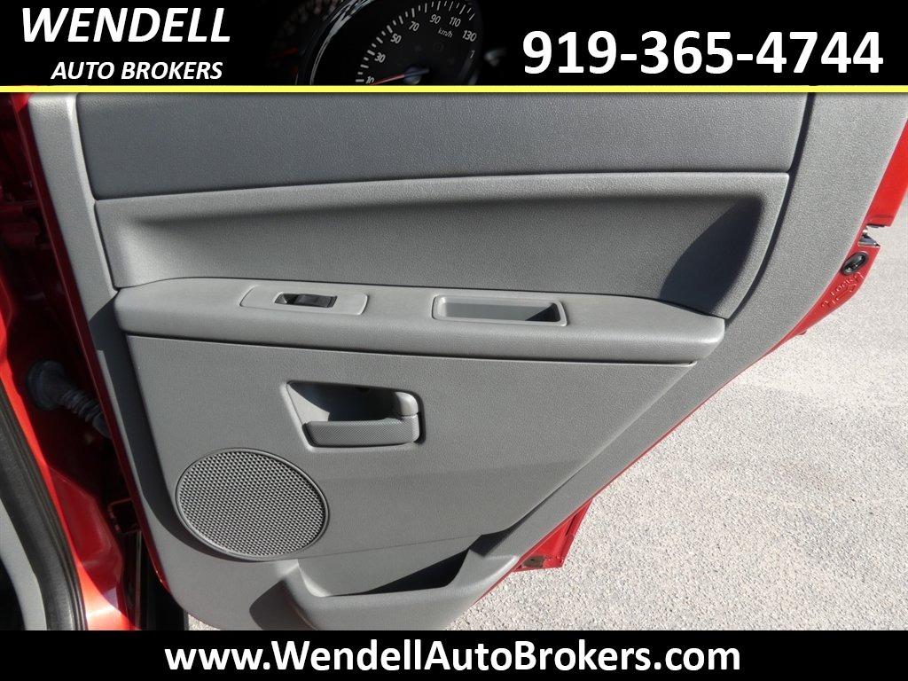 2005 Jeep Cherokee - $7,995