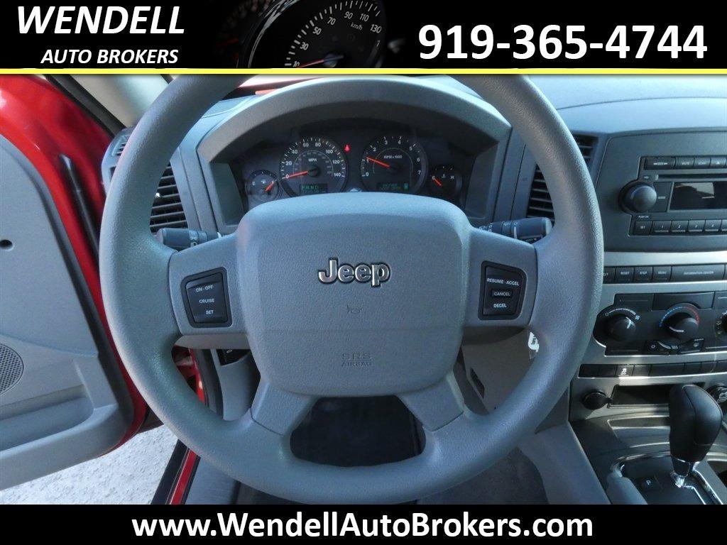 2005 Jeep Cherokee - $7,995