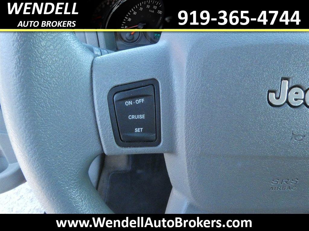 2005 Jeep Cherokee - $7,995