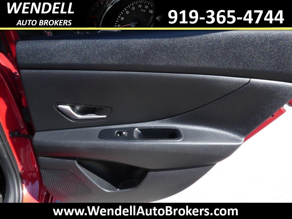 2023 Hyundai Elantra - $17,854