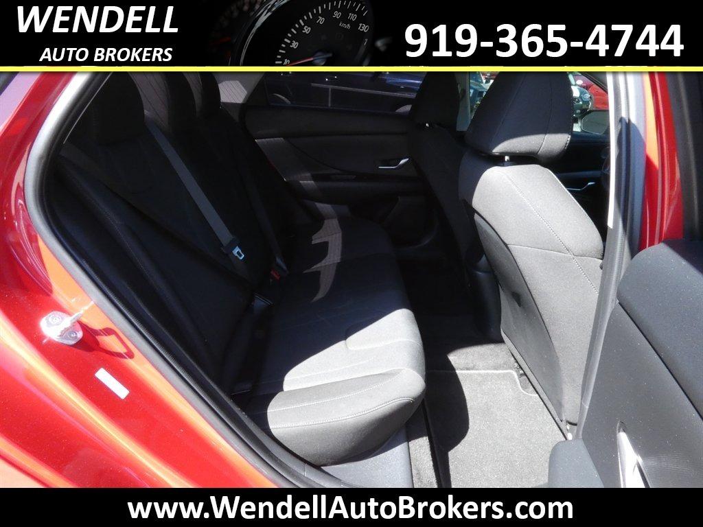 2023 Hyundai Elantra - $17,854