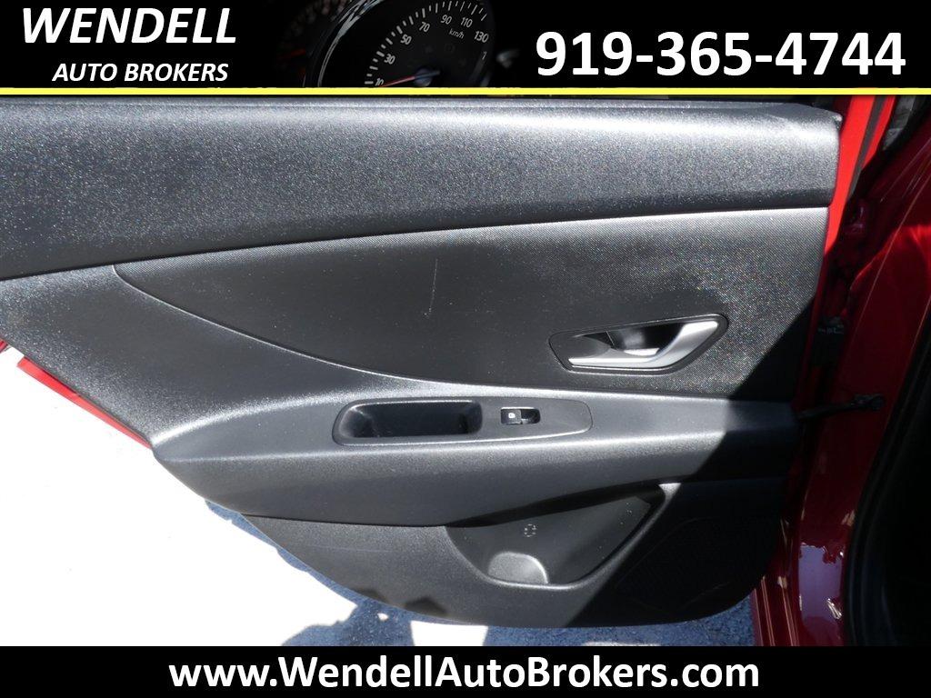 2023 Hyundai Elantra - $17,854