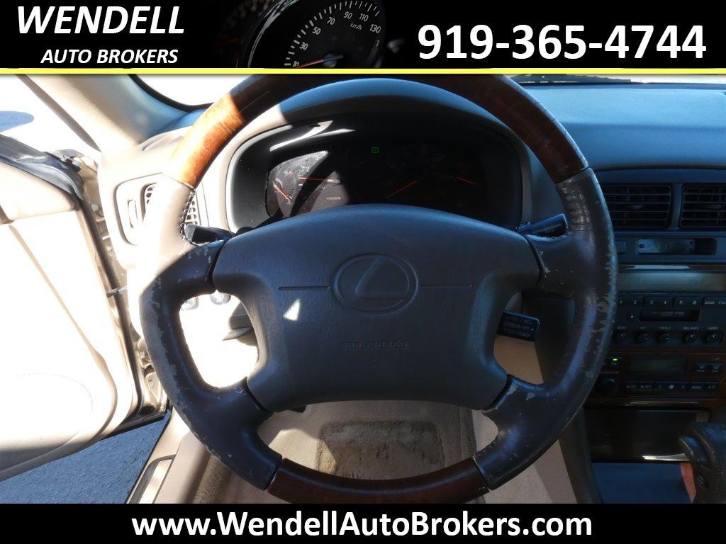 2001 Lexus ES - $3,995