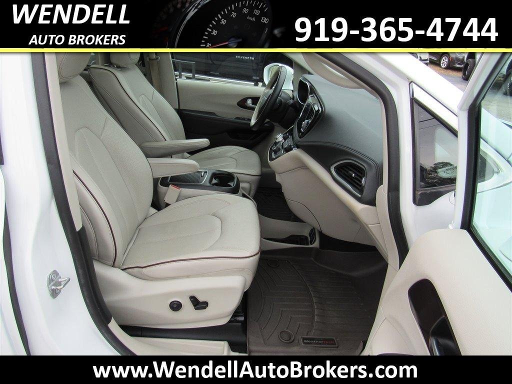 2017 Chrysler Pacifica - $17,226