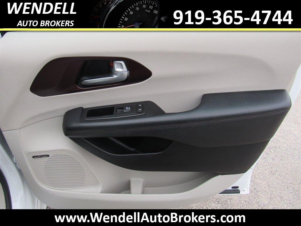 2017 Chrysler Pacifica - $17,226