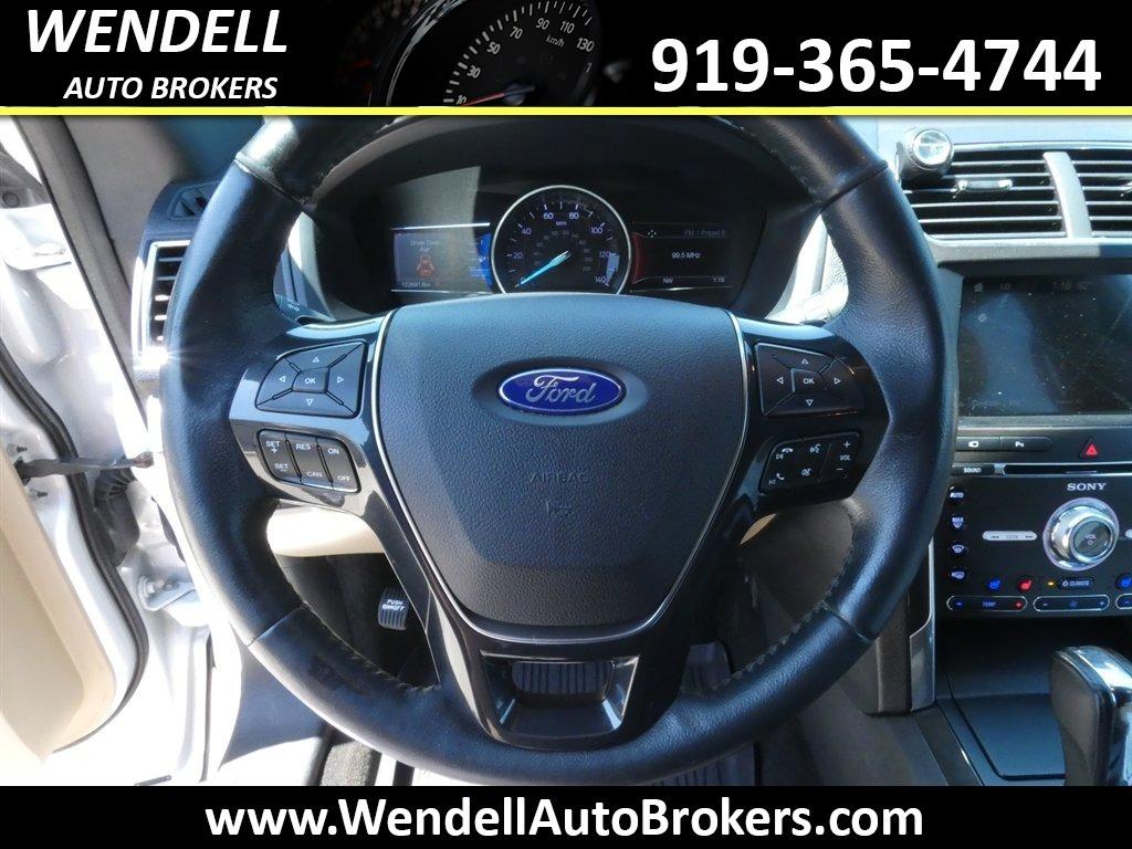 2017 Ford Explorer - $12,685