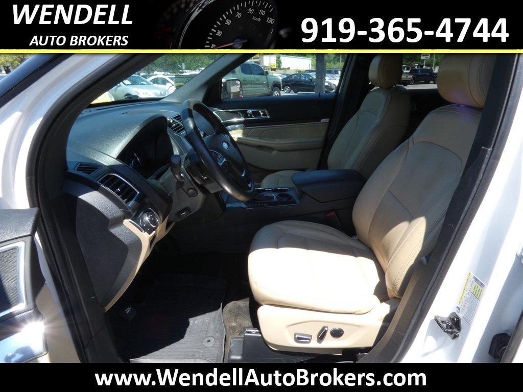 2017 Ford Explorer - $12,685