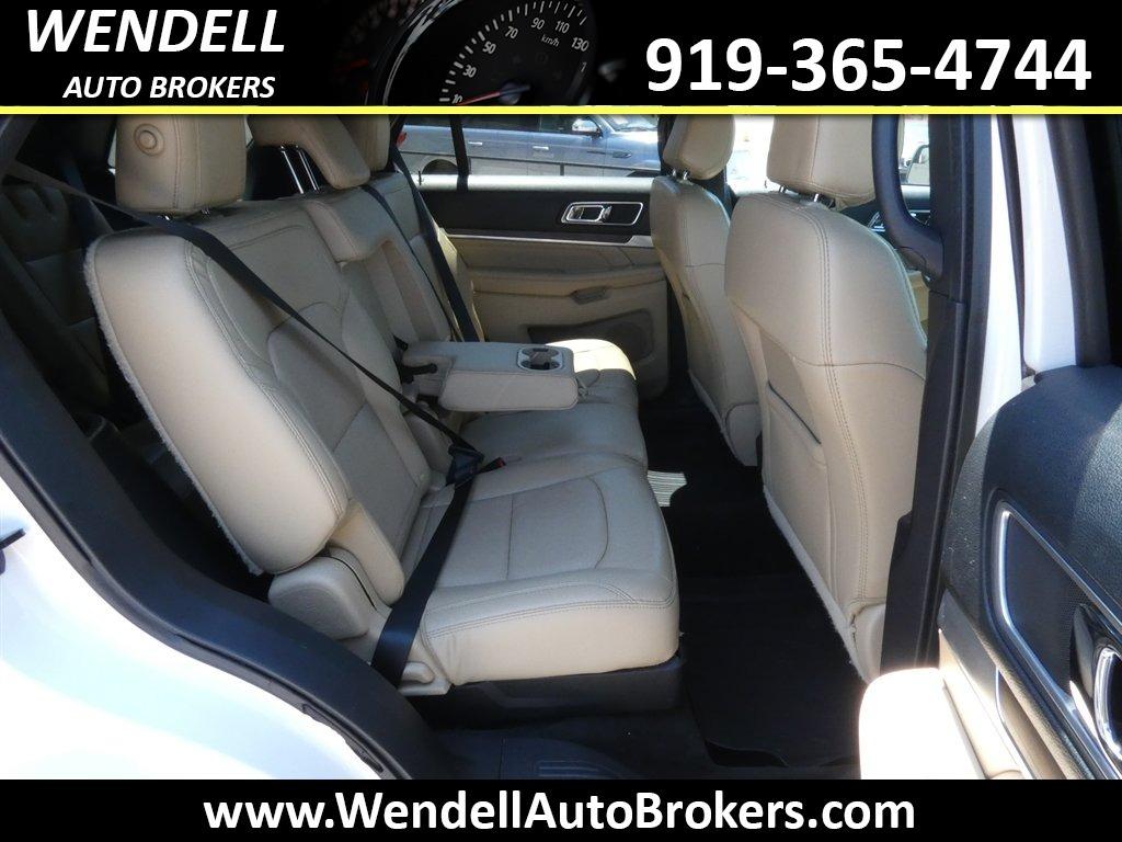 2017 Ford Explorer - $12,685