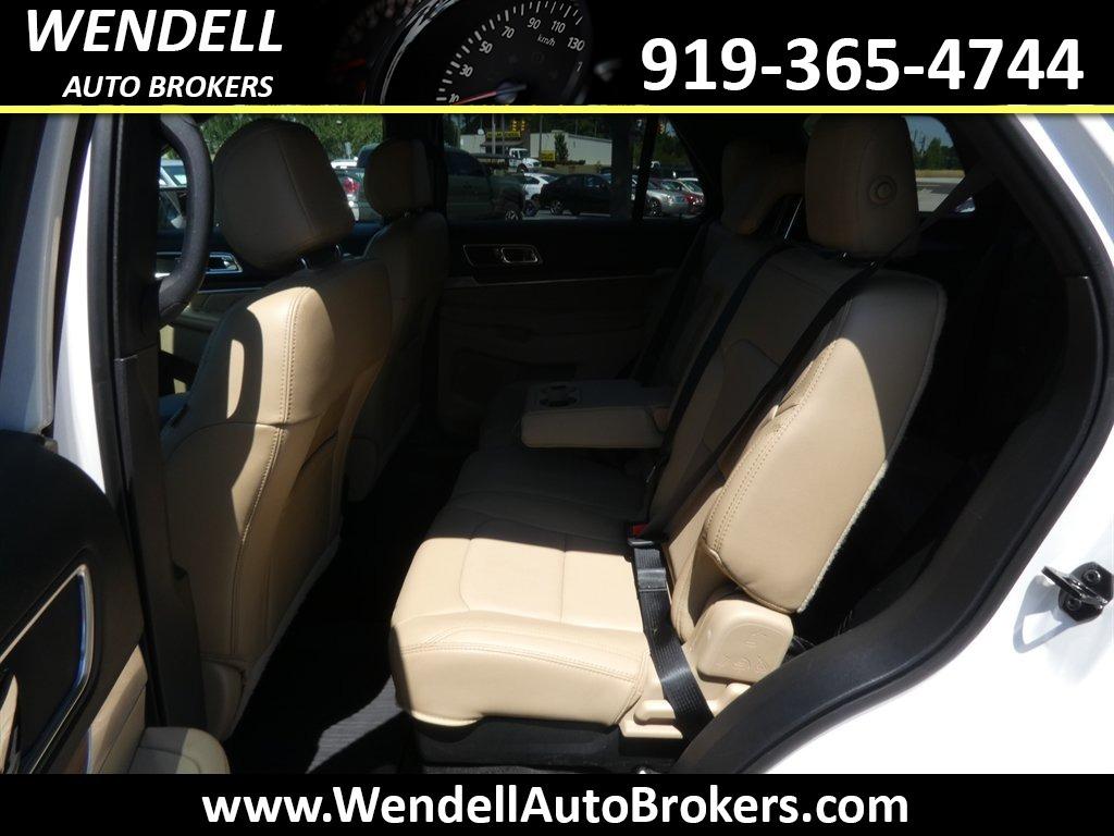 2017 Ford Explorer - $12,685