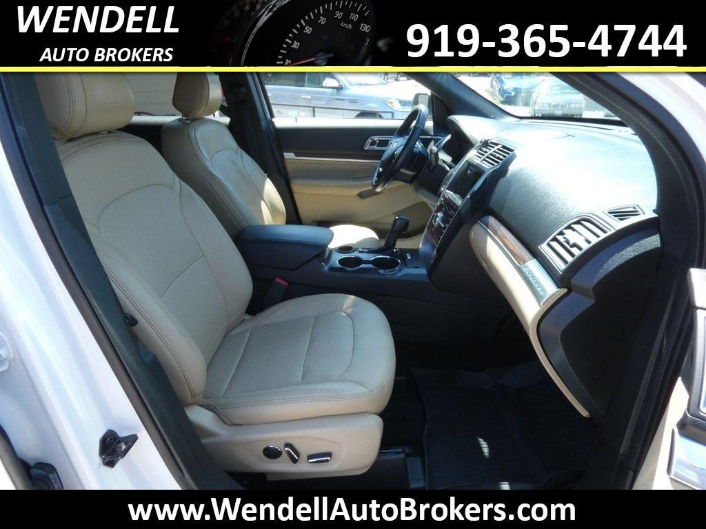 2017 Ford Explorer - $12,685