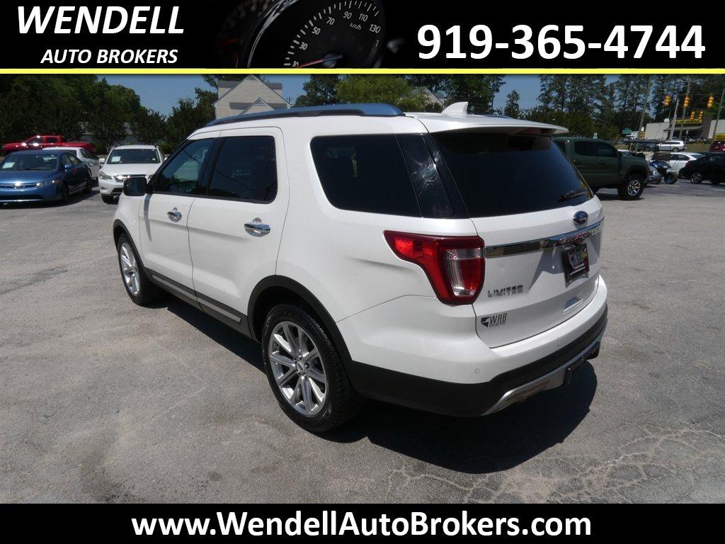 2017 Ford Explorer - $12,685