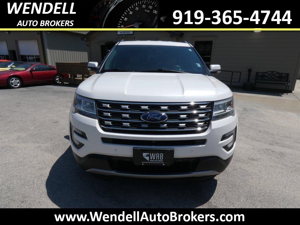 2017 Ford Explorer - $12,685