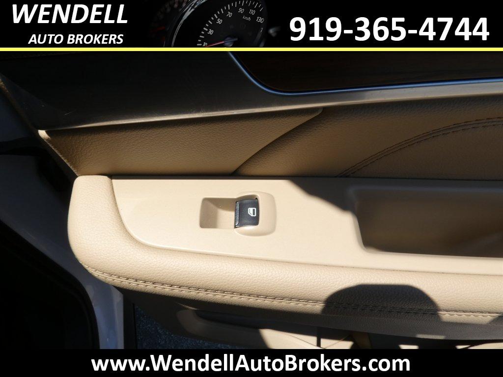 2017 Ford Explorer - $12,685