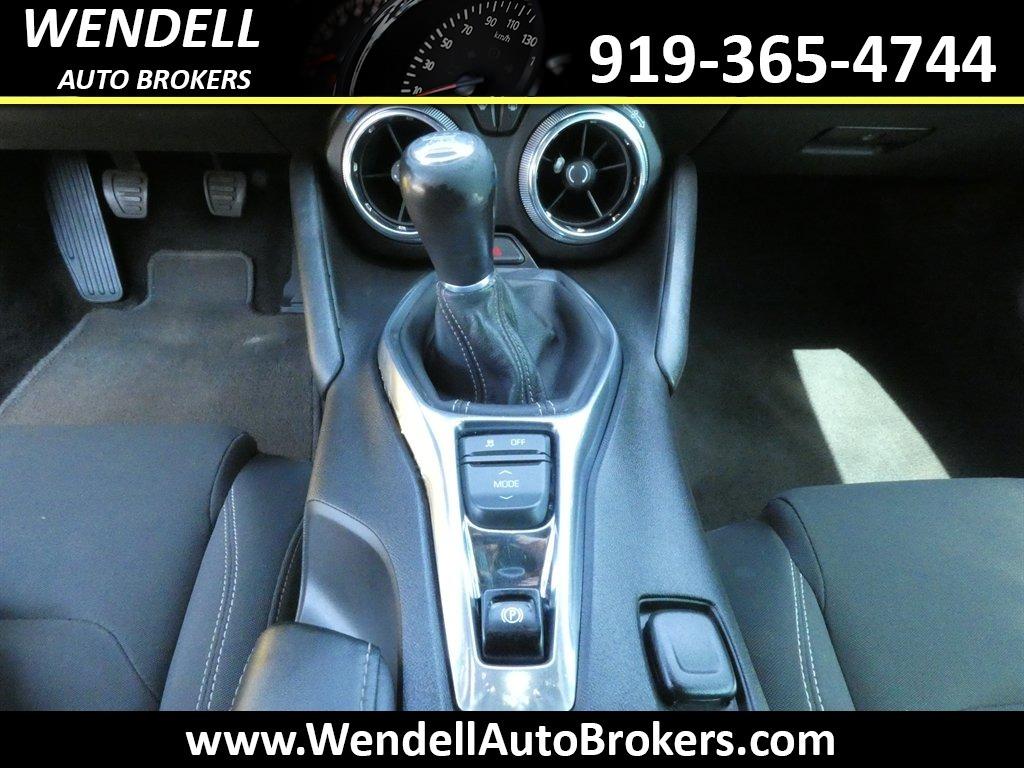 2017 Chevrolet Camaro - $16,985