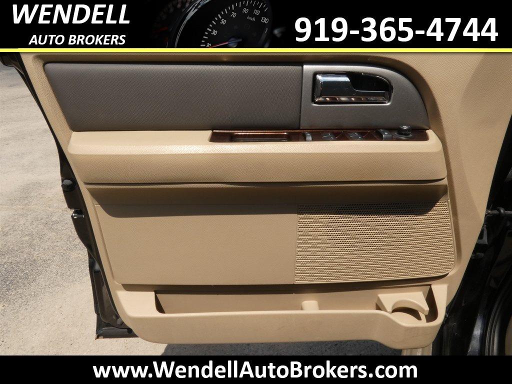 2014 Ford Expedition - $10,265