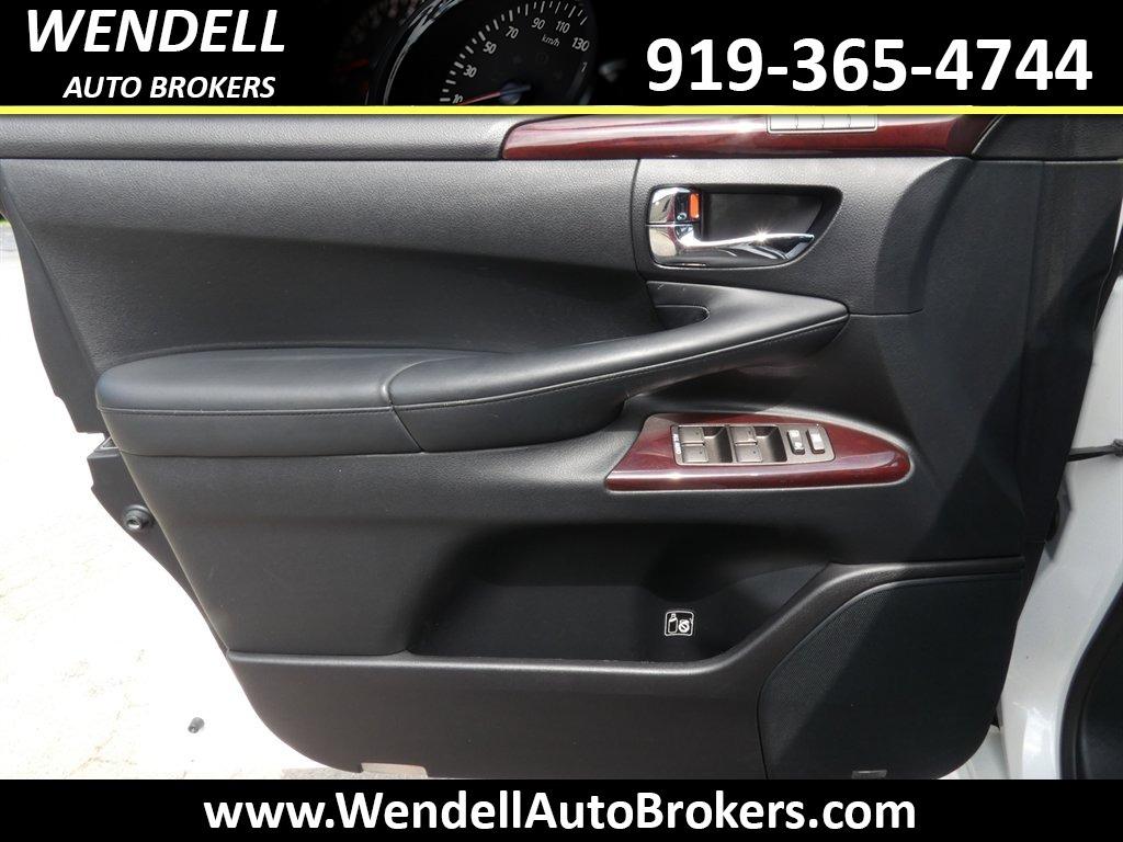 2013 Lexus LX - $33,412