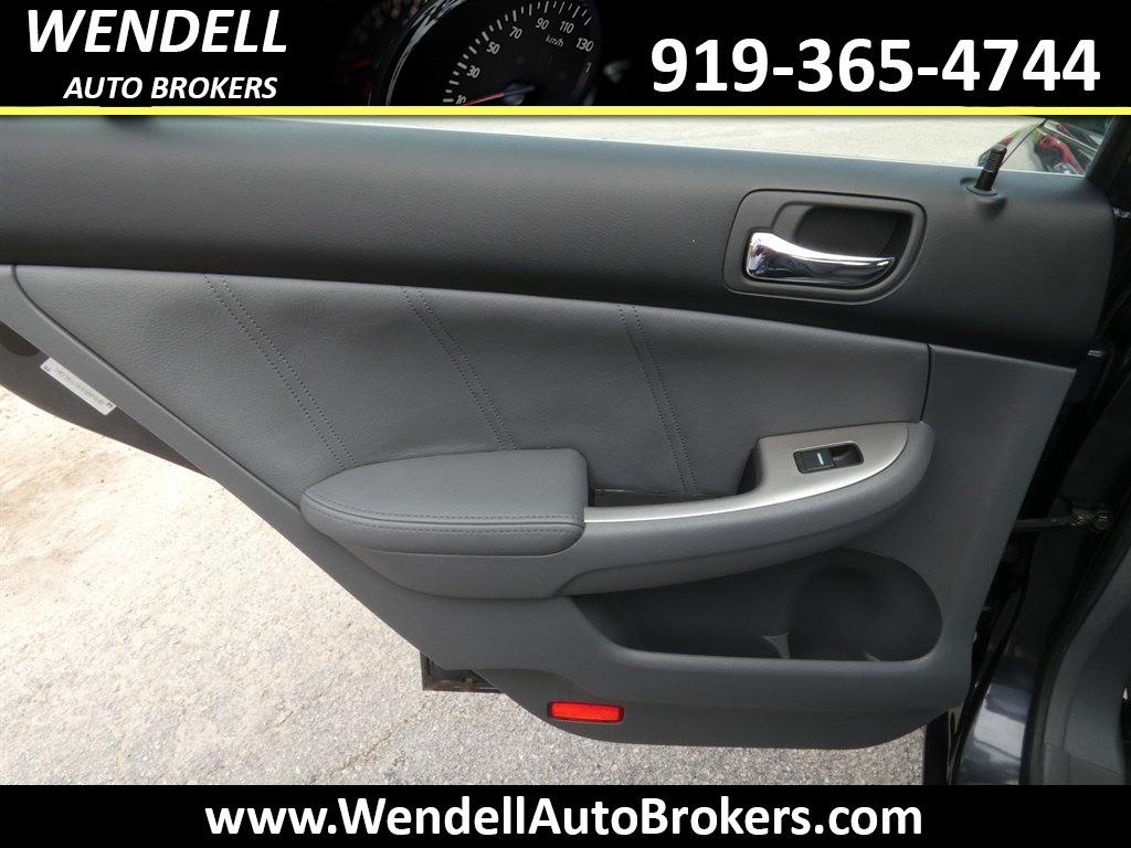 2004 Honda Accord - $9,465