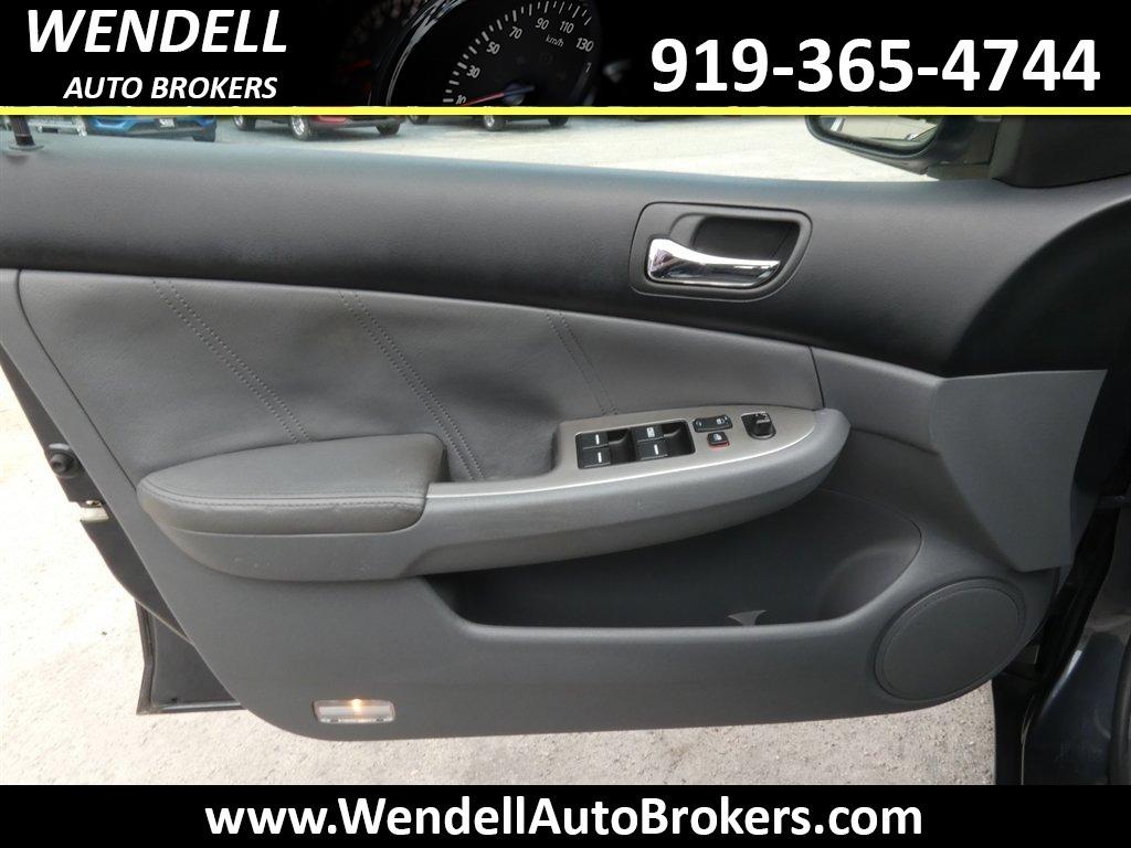 2004 Honda Accord - $9,465