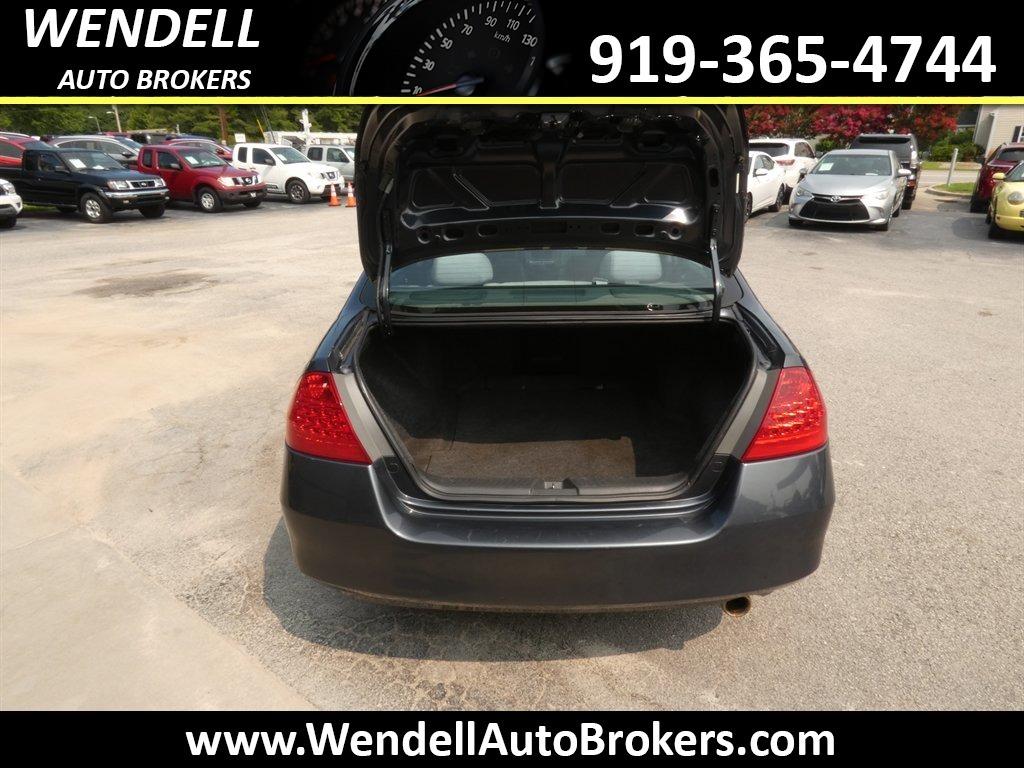 2006 Honda Accord - $5,995