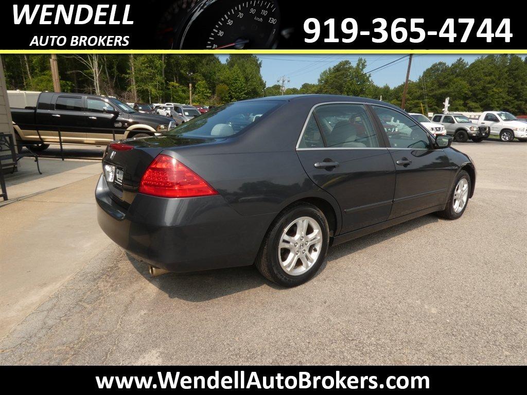 2006 Honda Accord - $5,995