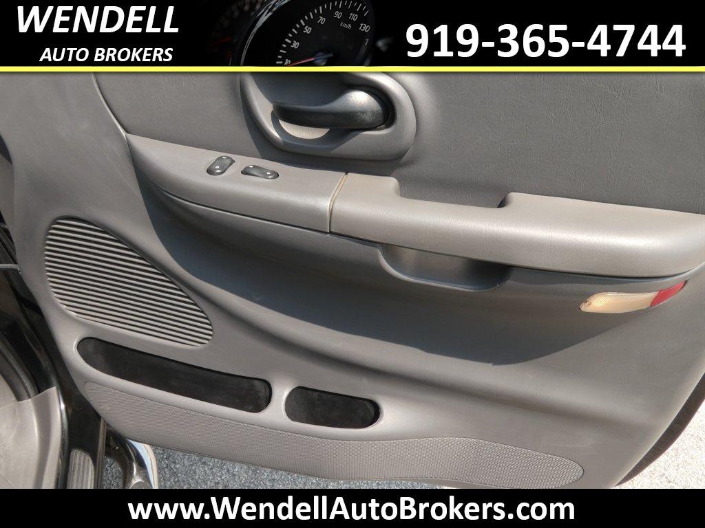 2000 Ford F150 - $7,995