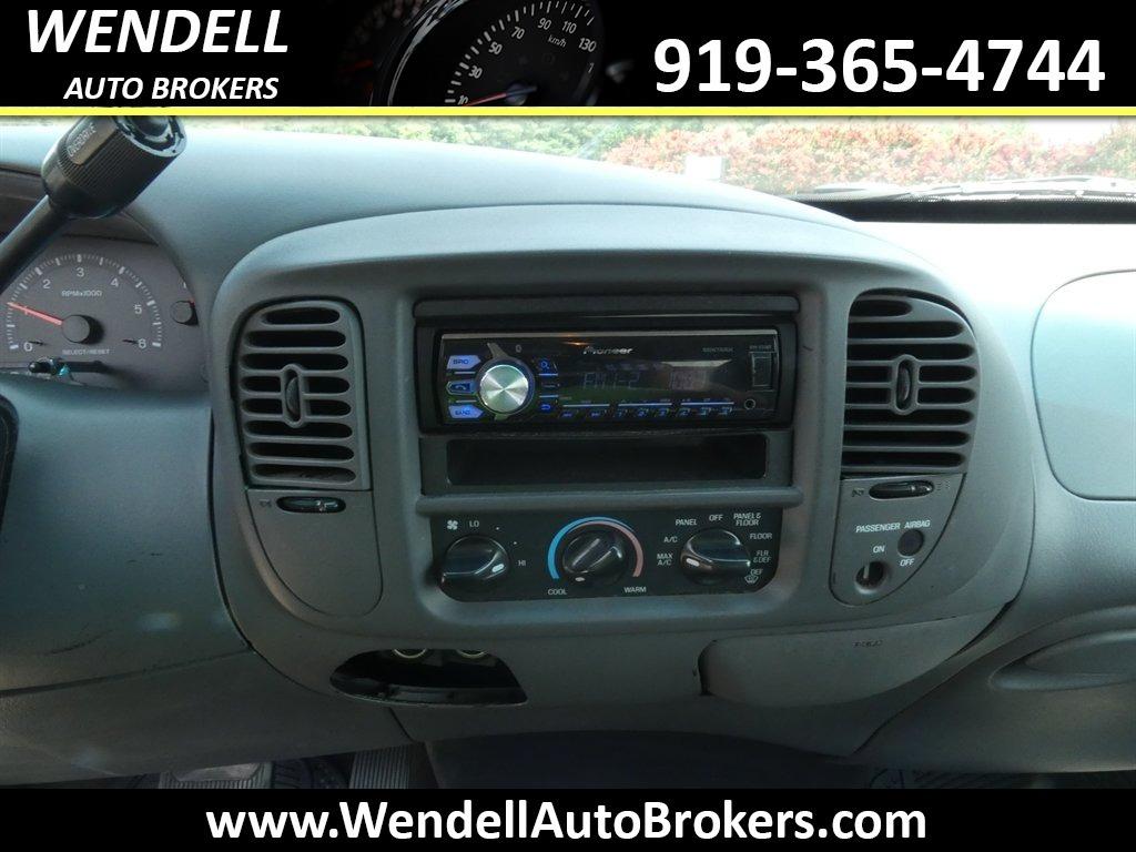 2000 Ford F150 - $7,995