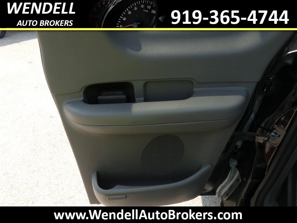 2000 Ford F150 - $7,995