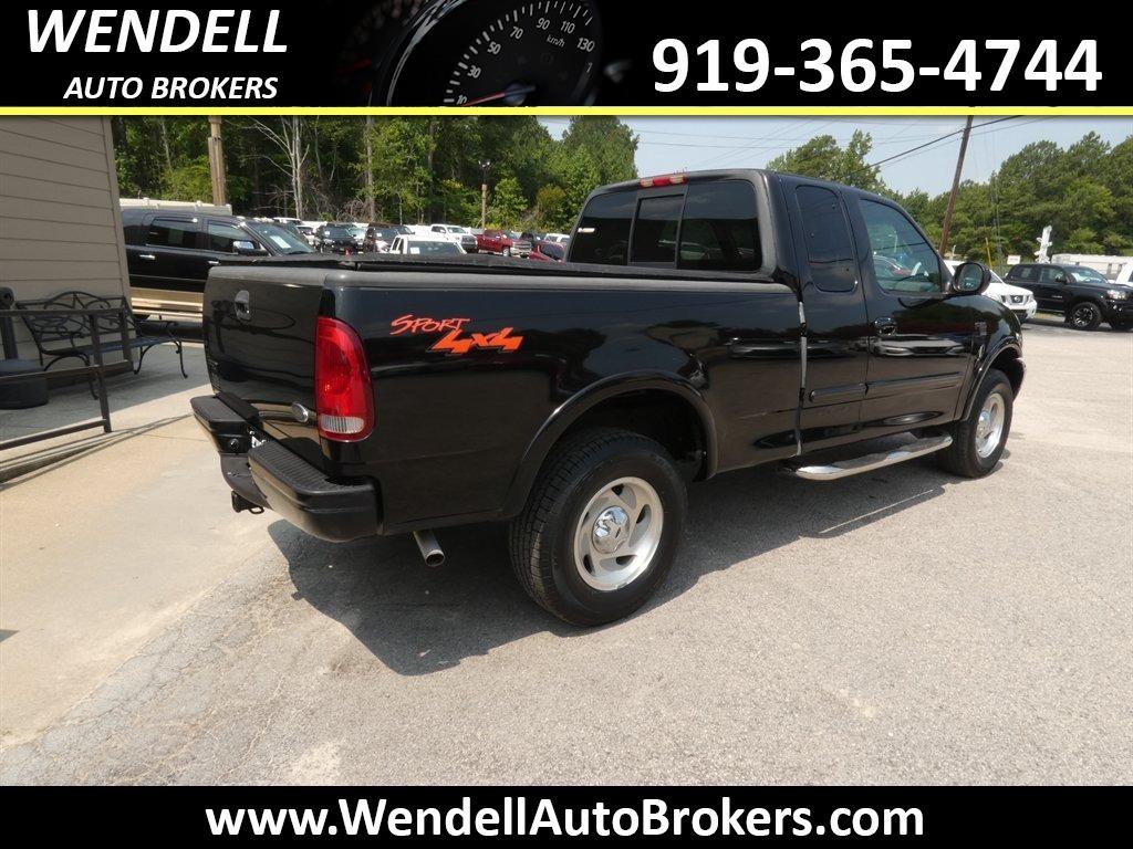 2000 Ford F150 - $7,995