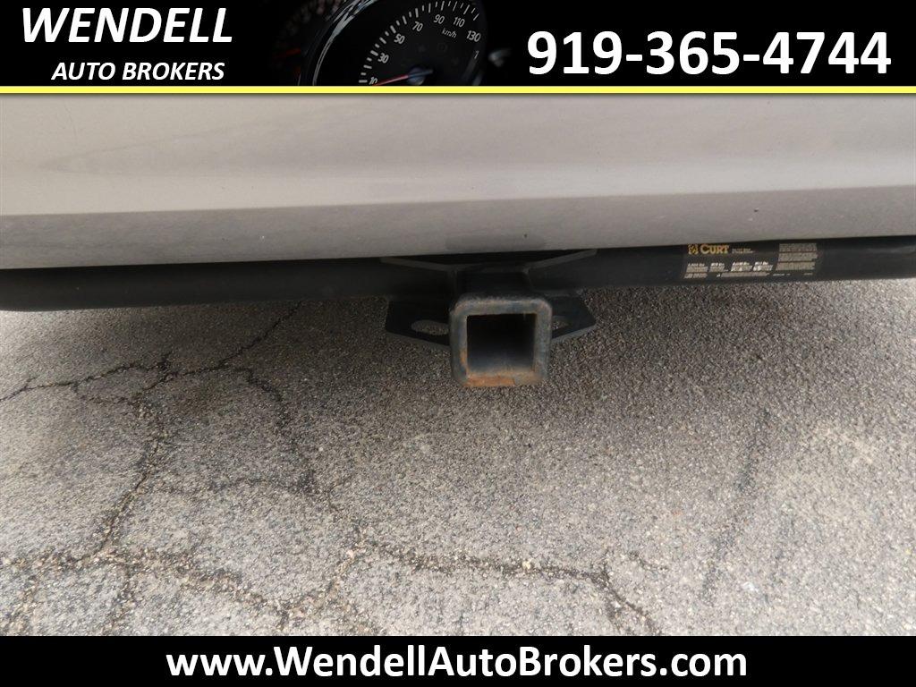 2015 Toyota Sienna - $11,135