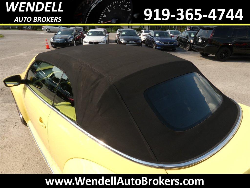 2013 Volkswagen Beetle - $11,665