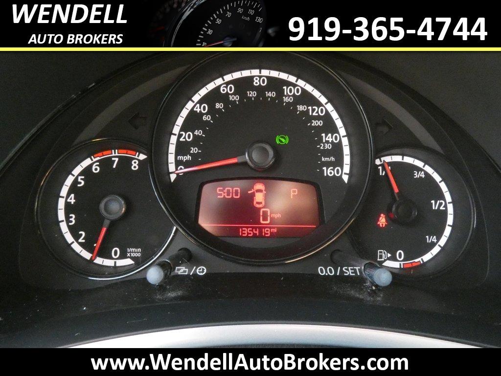 2013 Volkswagen Beetle - $11,665