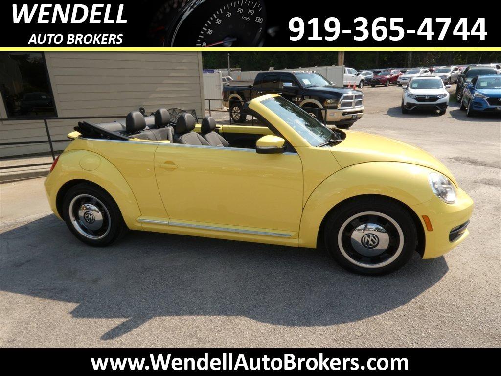 2013 Volkswagen Beetle - $11,665
