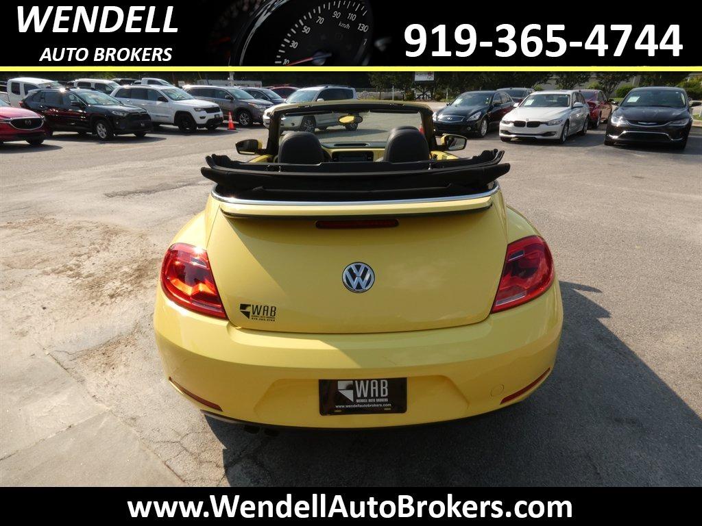 2013 Volkswagen Beetle - $11,665