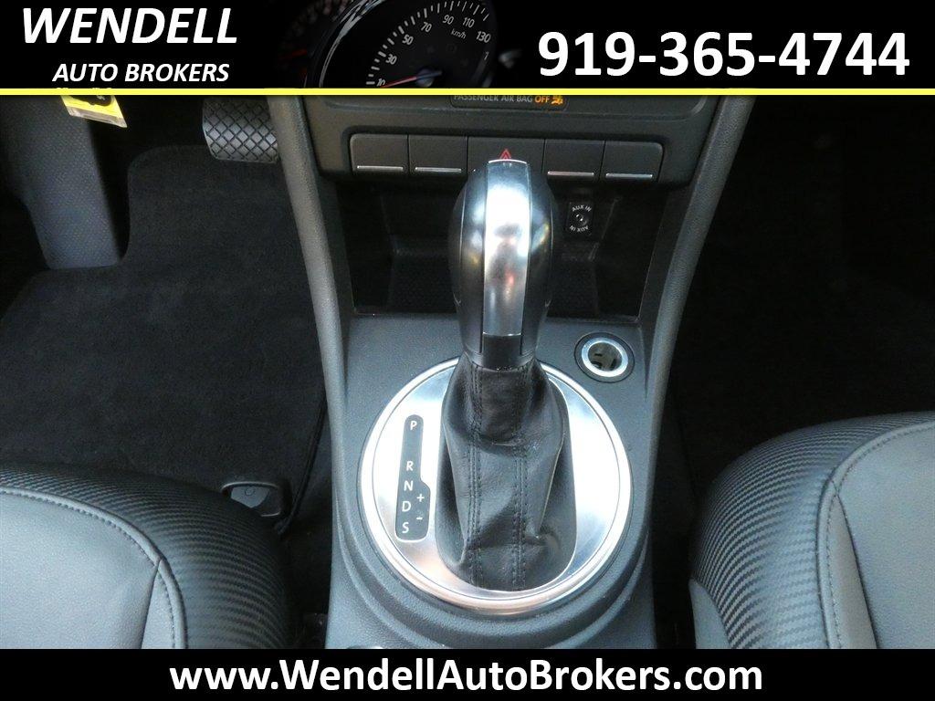 2013 Volkswagen Beetle - $11,665