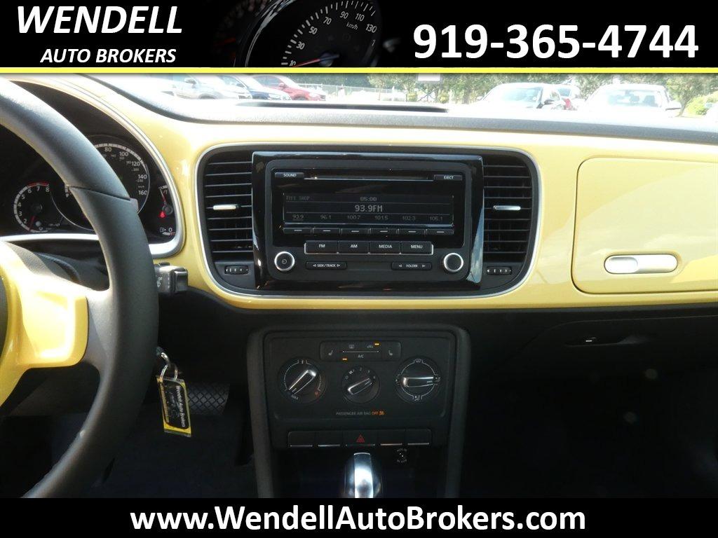 2013 Volkswagen Beetle - $11,665