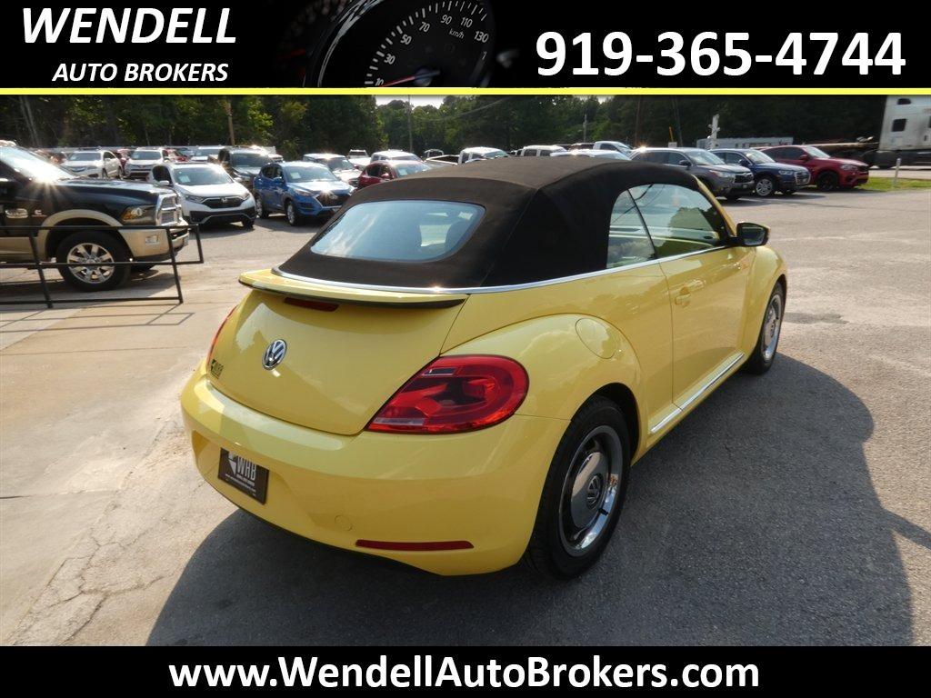2013 Volkswagen Beetle - $11,665
