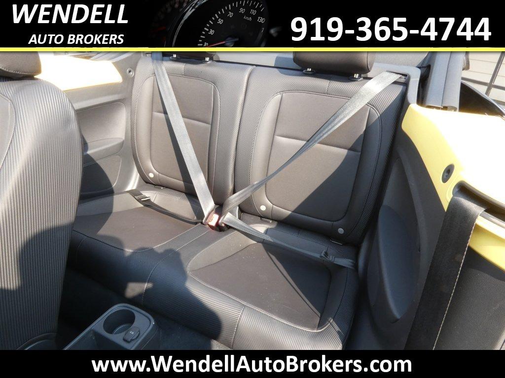 2013 Volkswagen Beetle - $11,665