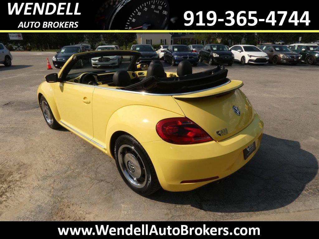 2013 Volkswagen Beetle - $11,665