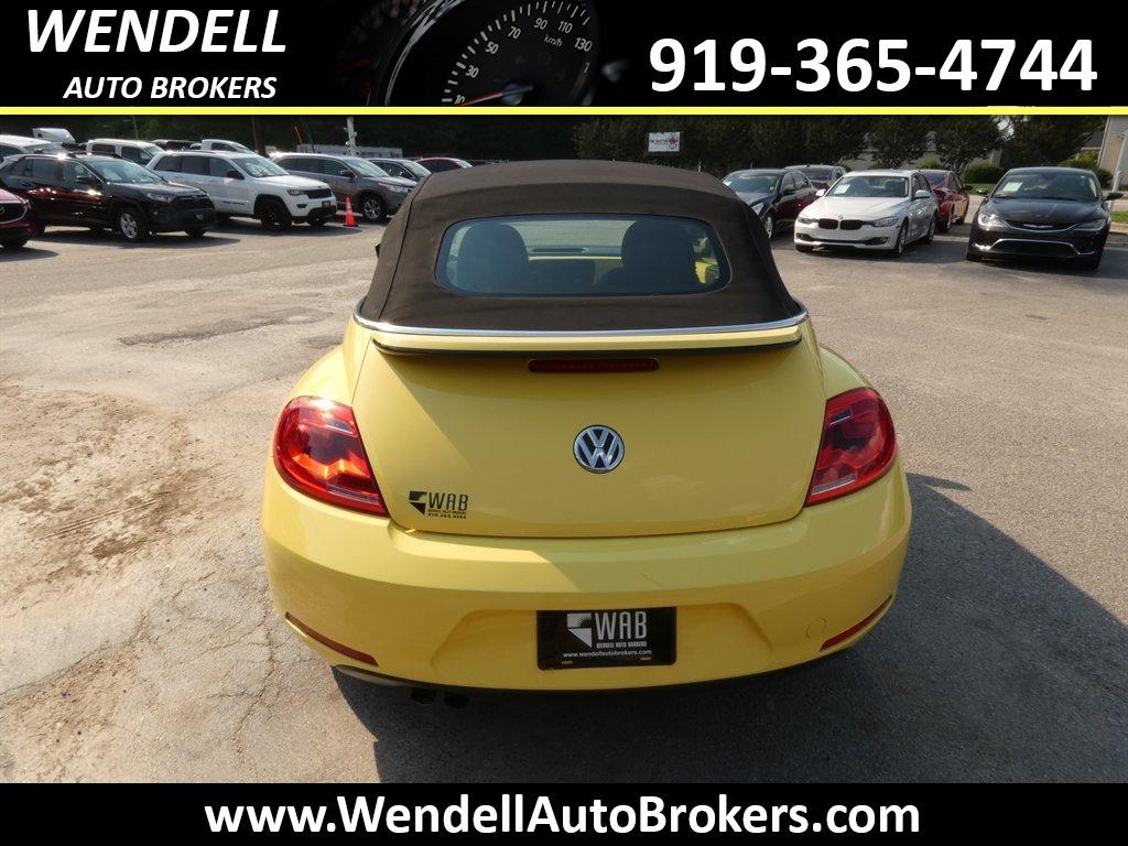 2013 Volkswagen Beetle - $11,665